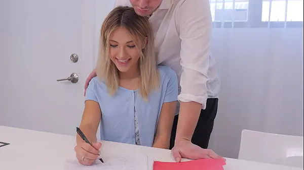 HD My College Tutor Just Fucked My Tight Pussy During Our Study Session أعلى مقاطع الفيديو