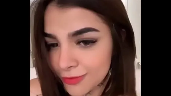 HD Karely Ruiz shows her vagina Video teratas