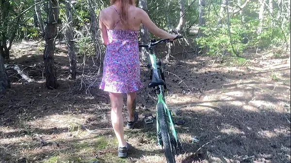 HD Pretty girl riding bicycle and masturbating her hairy pussy till someone find her in the forest and fuck her in doddy position topp videoer
