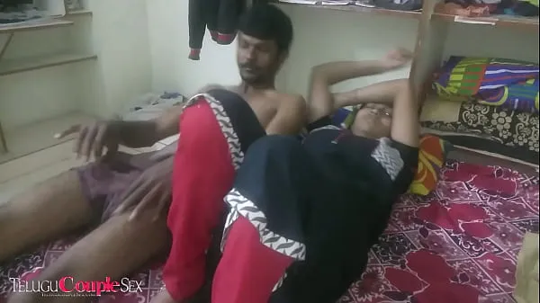 HD Horny Desi Housewife Nitya Is Desperate To Get Pregnant Taking Cum Inside शीर्ष वीडियो