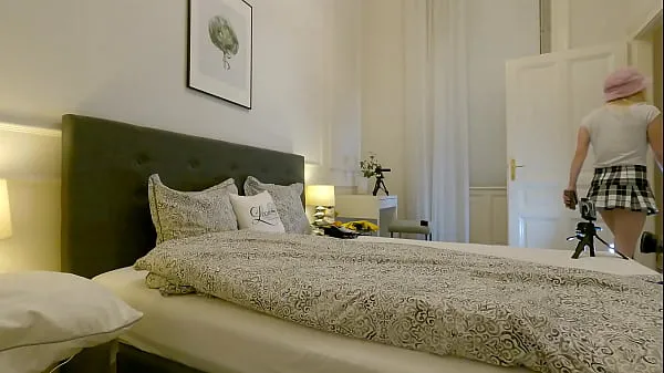 HD-Nudist girl goes solo in the bedroom bästa videor