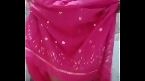 HD-Hot bhabi standing pee and chut rub topvideo's