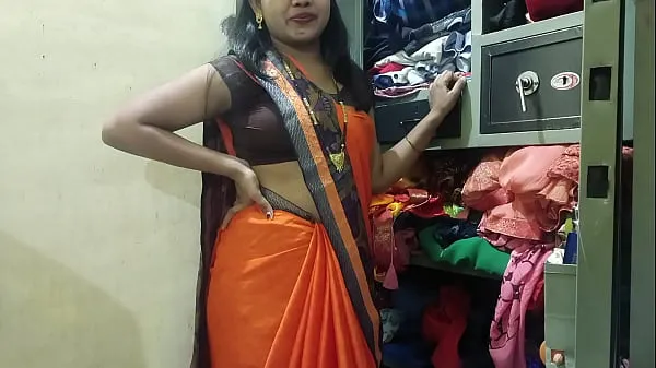 HD Took off the maid's saree and fucked her (Hindi audio najboljši videoposnetki