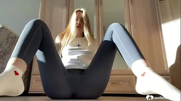 HD Sexy babe teases in yoga pants before stripping and teasing with a dildo top Videos