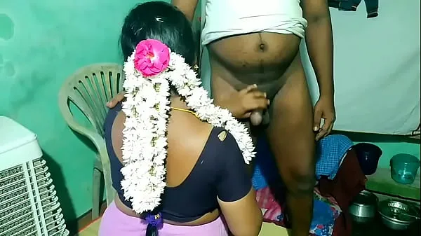 HD Video of having sex with an Indian aunty in a house in a village garden legnépszerűbb videók