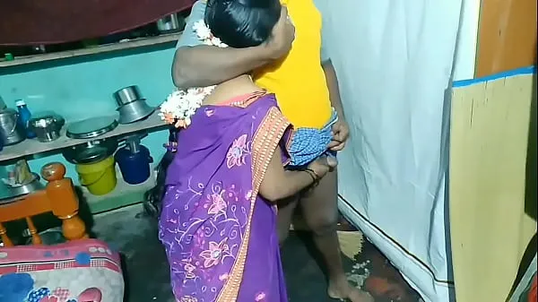 HD Uncle having sex while Indian aunty is cleaning the house Video teratas