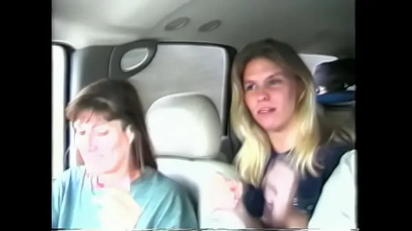 HD-step Mother Daughter Roadtrip topvideo's